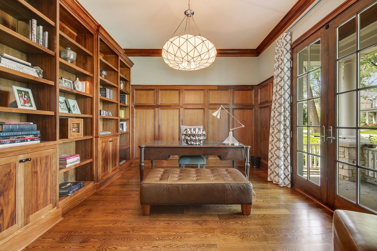 Evokes High Style & A Sensational Design