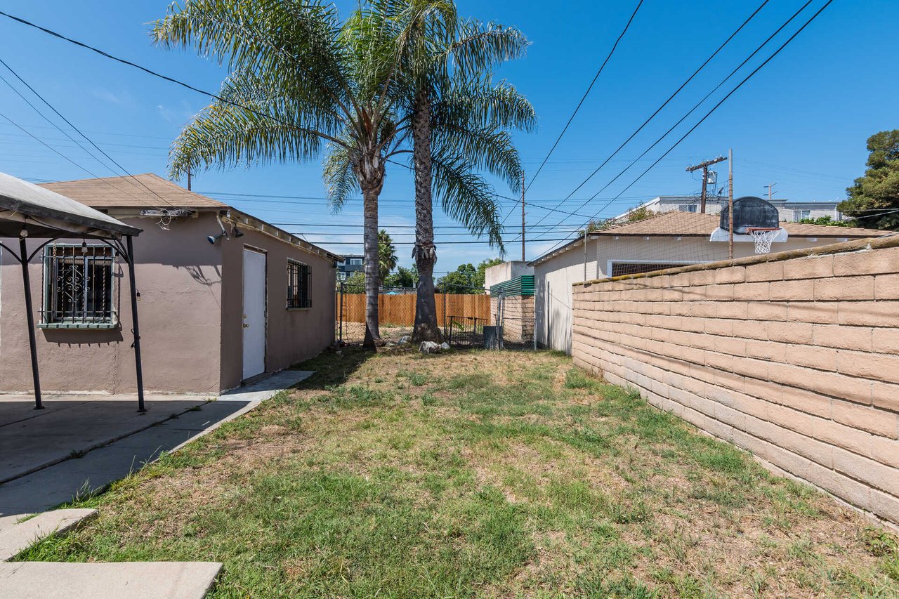 4403 Campbell Dr