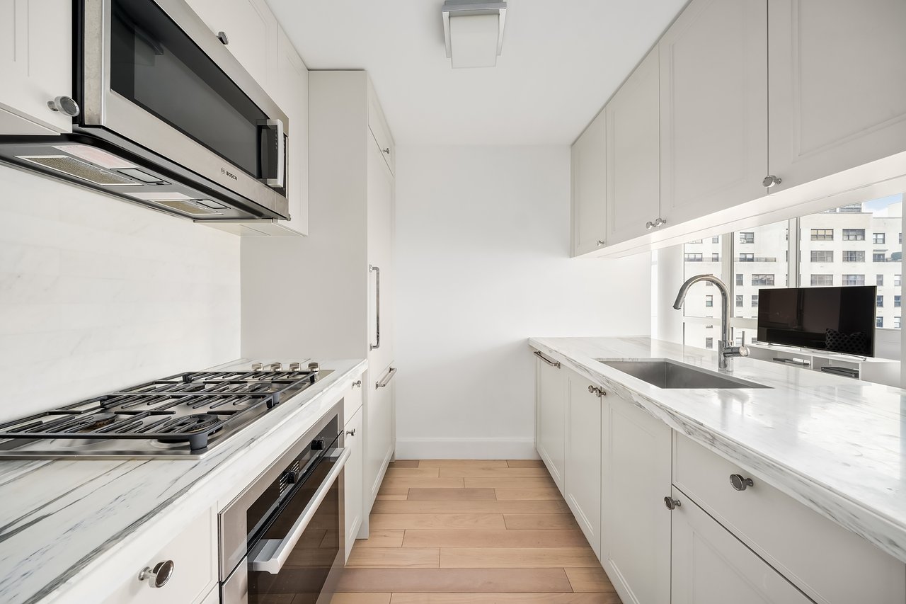 389 East 89th Street Apt. 12C