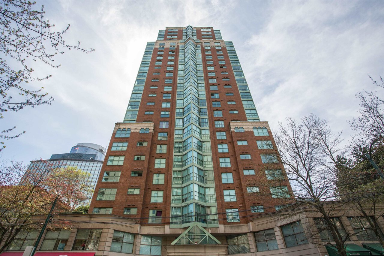 804-909 Burrard St