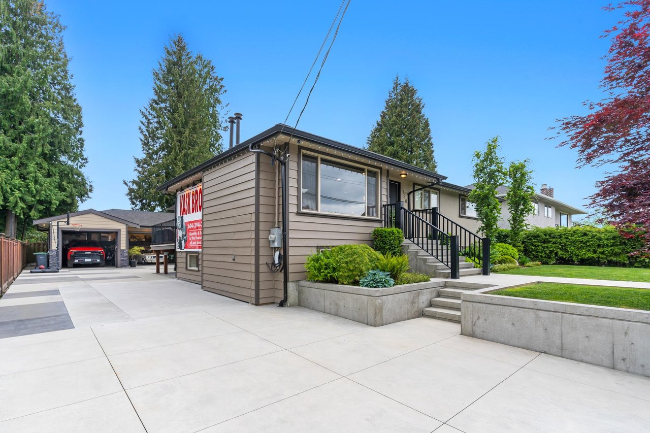 1720 Grover Ave