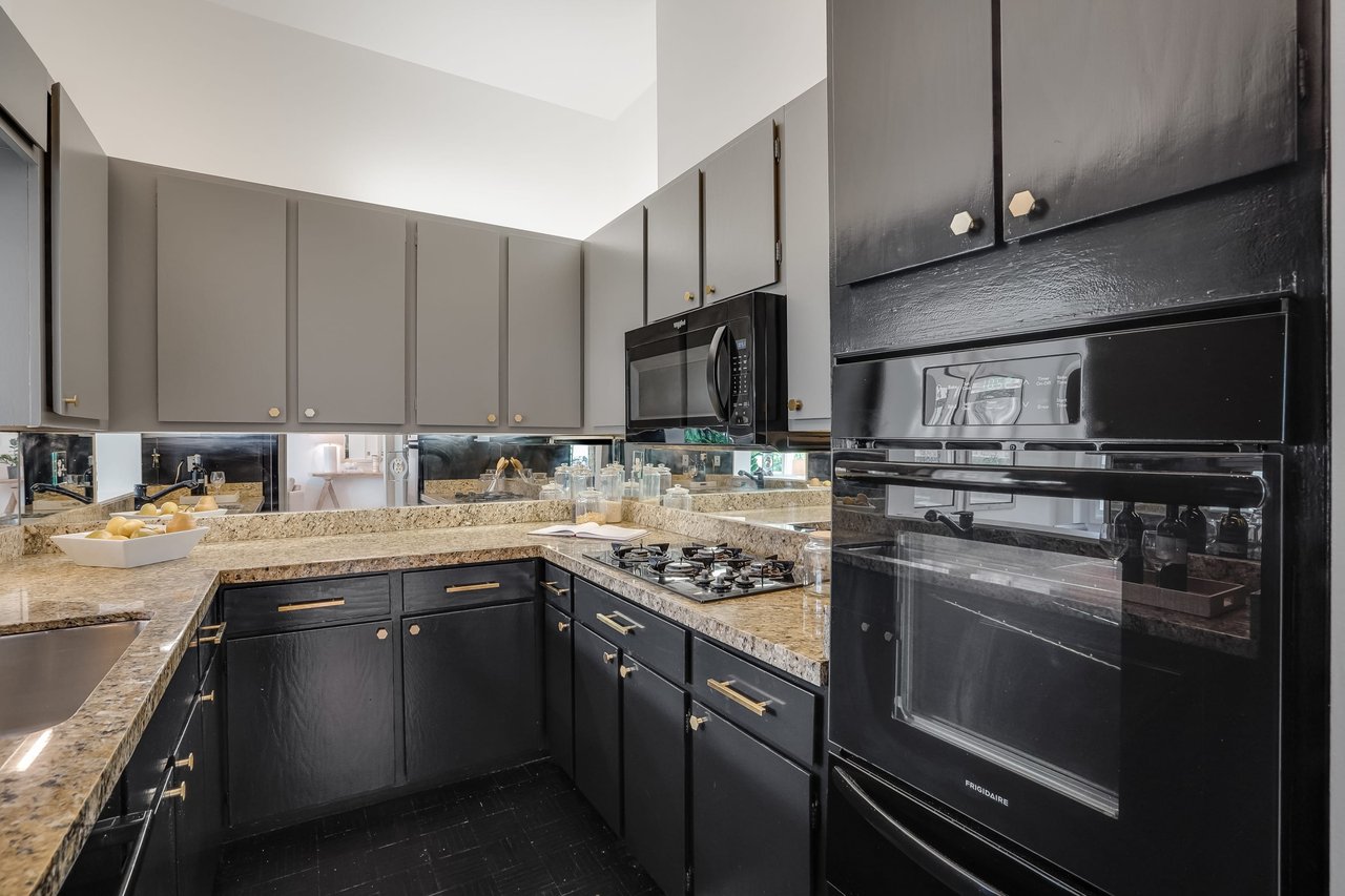 44 Macondray Lane Unit: 1E