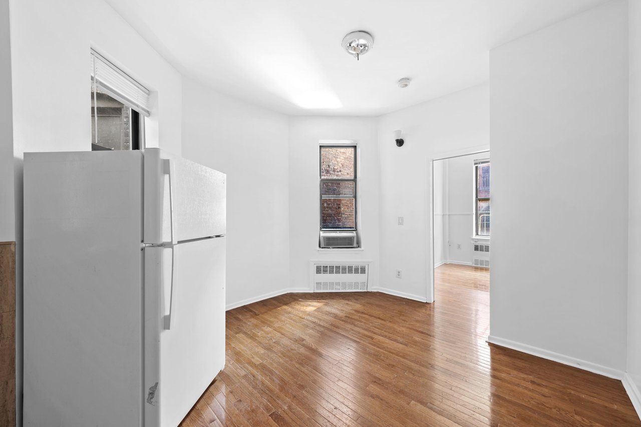 10-12 W 107th St, Unit 4C
