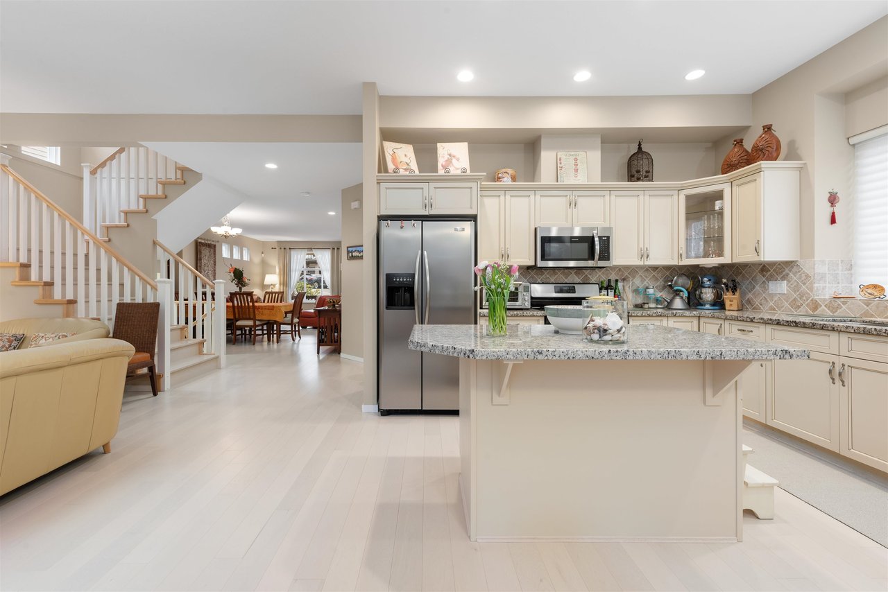118 Hawthorn Drive, Port Moody