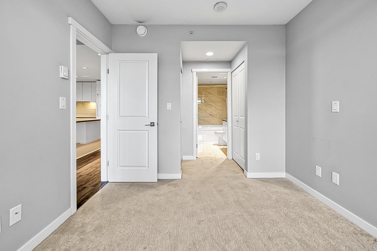 403-2388 Madison Ave