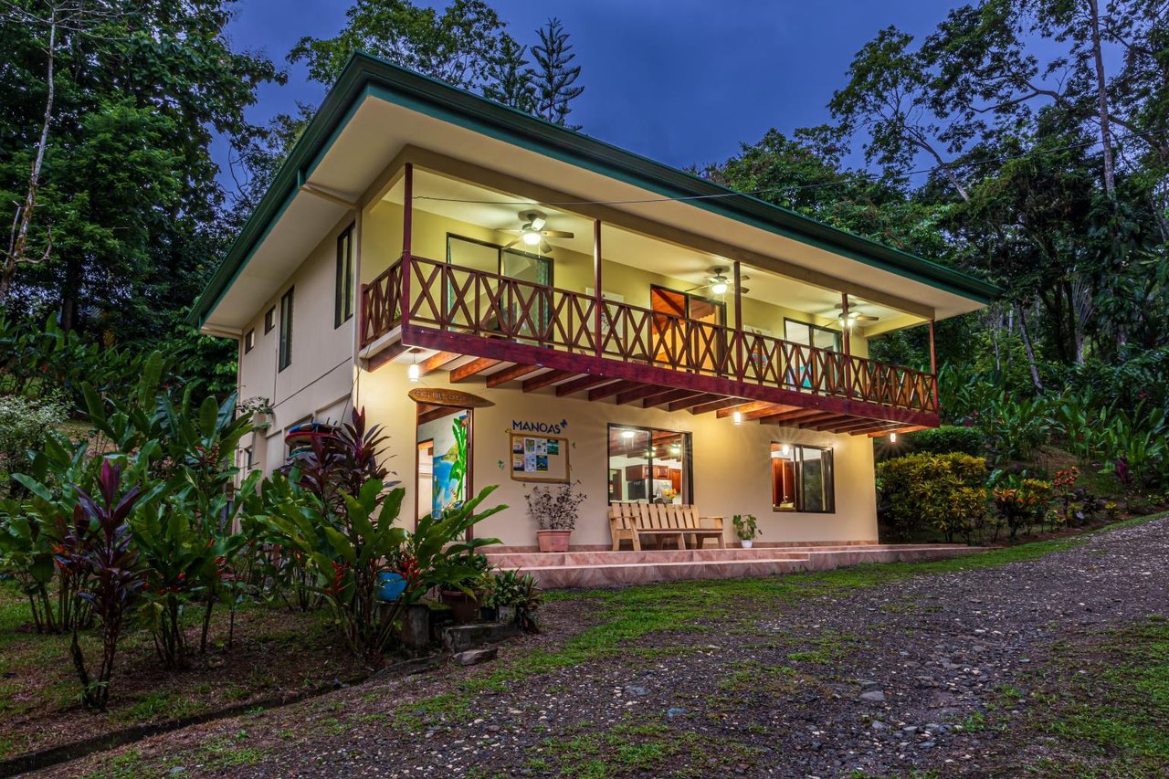 Uvita, Jungle Retreat Center on the Uvita River. Private and 17 Acres