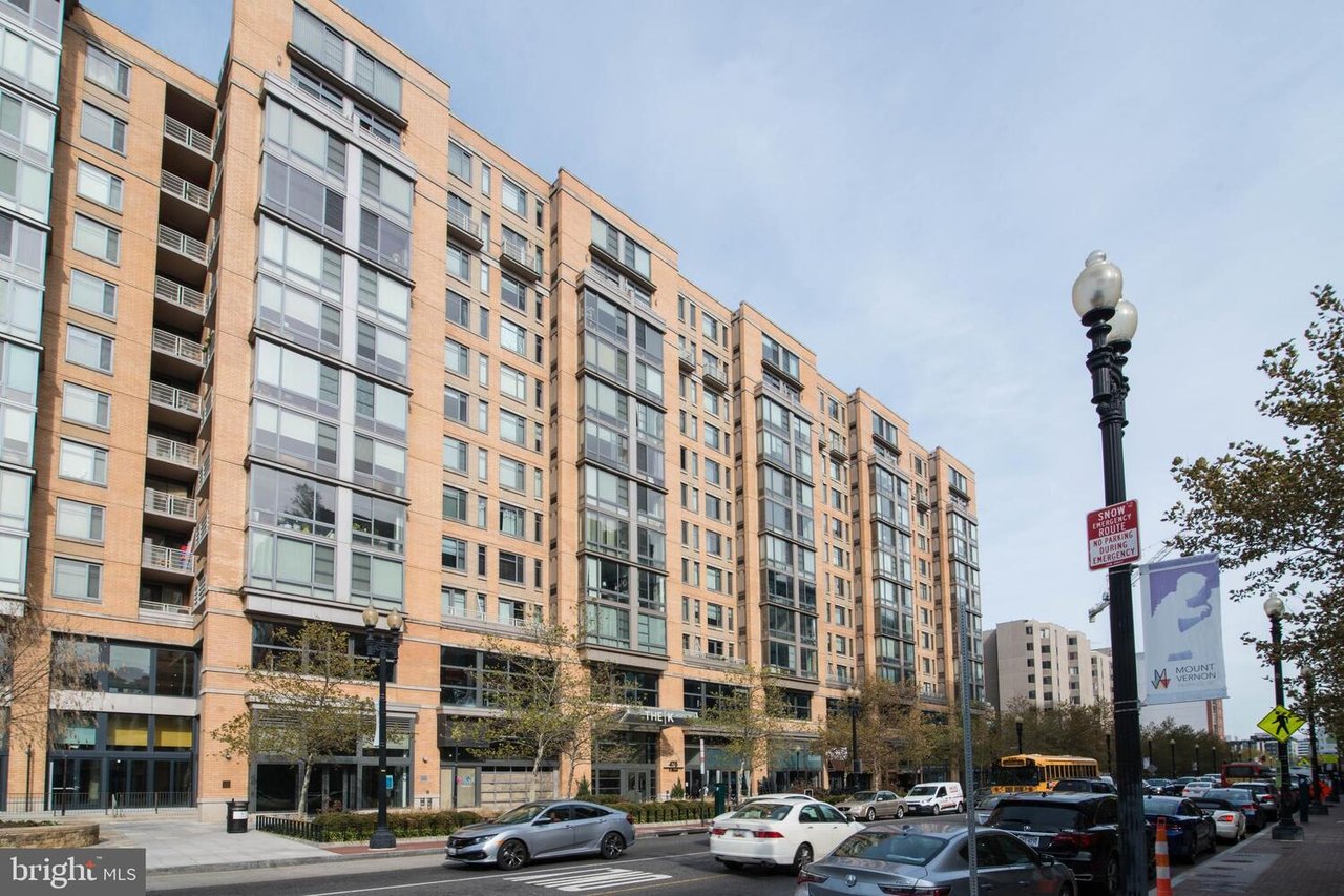 475 K St NW, # 828