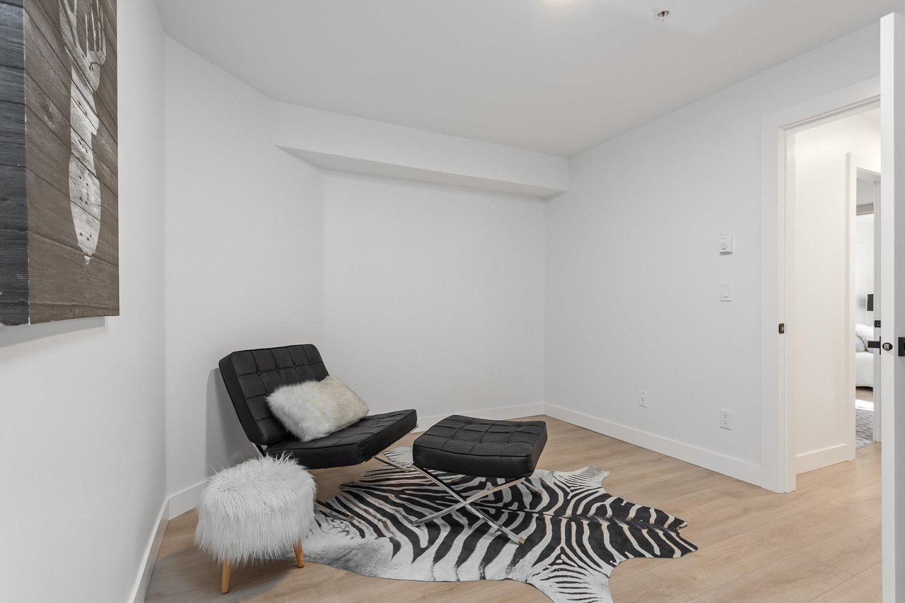 115-1570 Prairie Ave