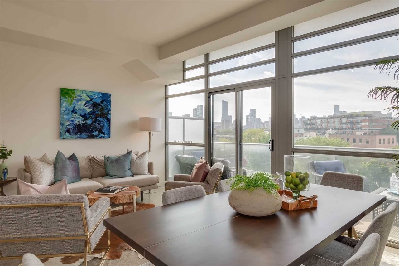 CORKTOWN DISTRICT LOFT