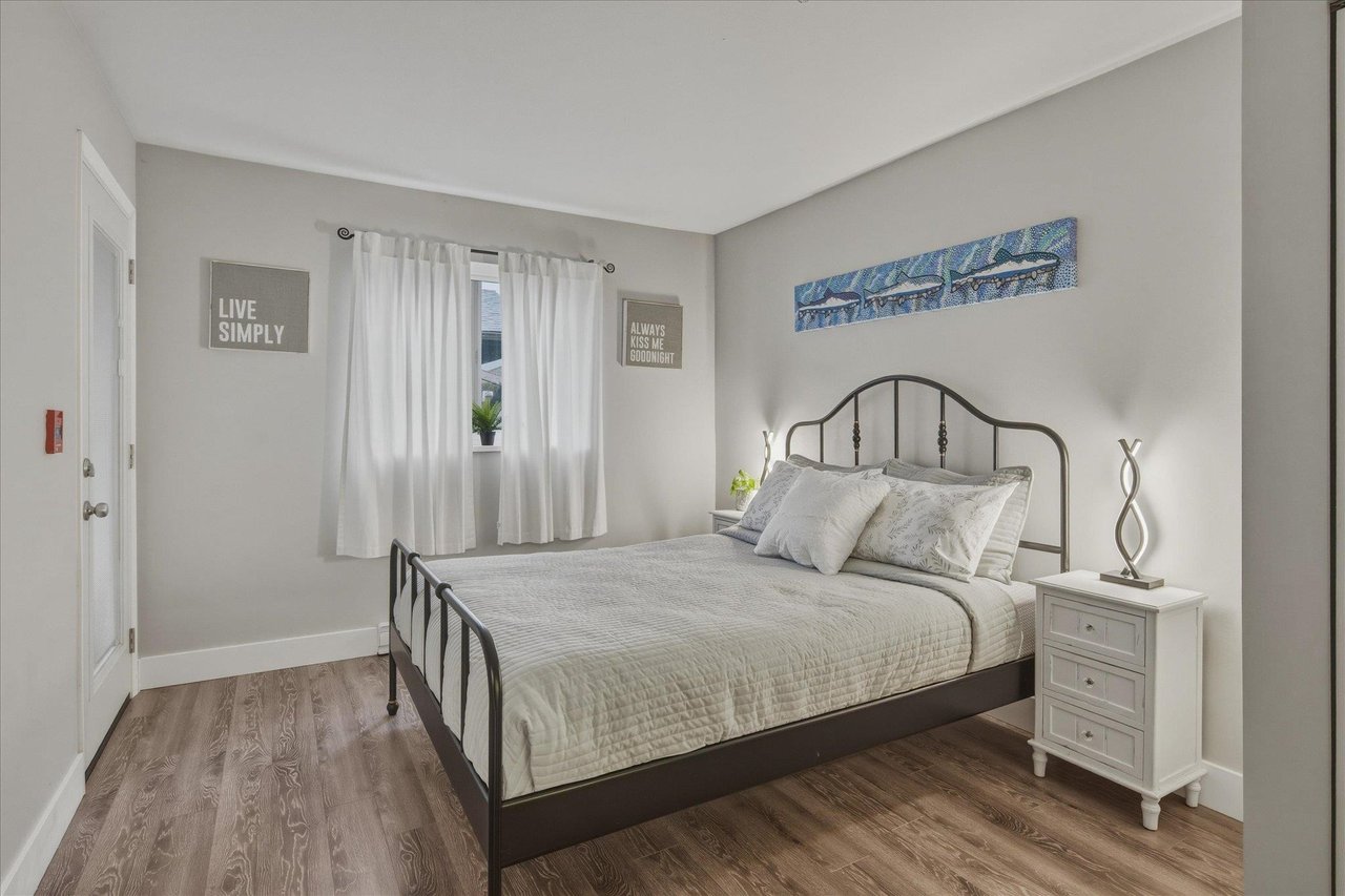 C102-40140 Willow Cres