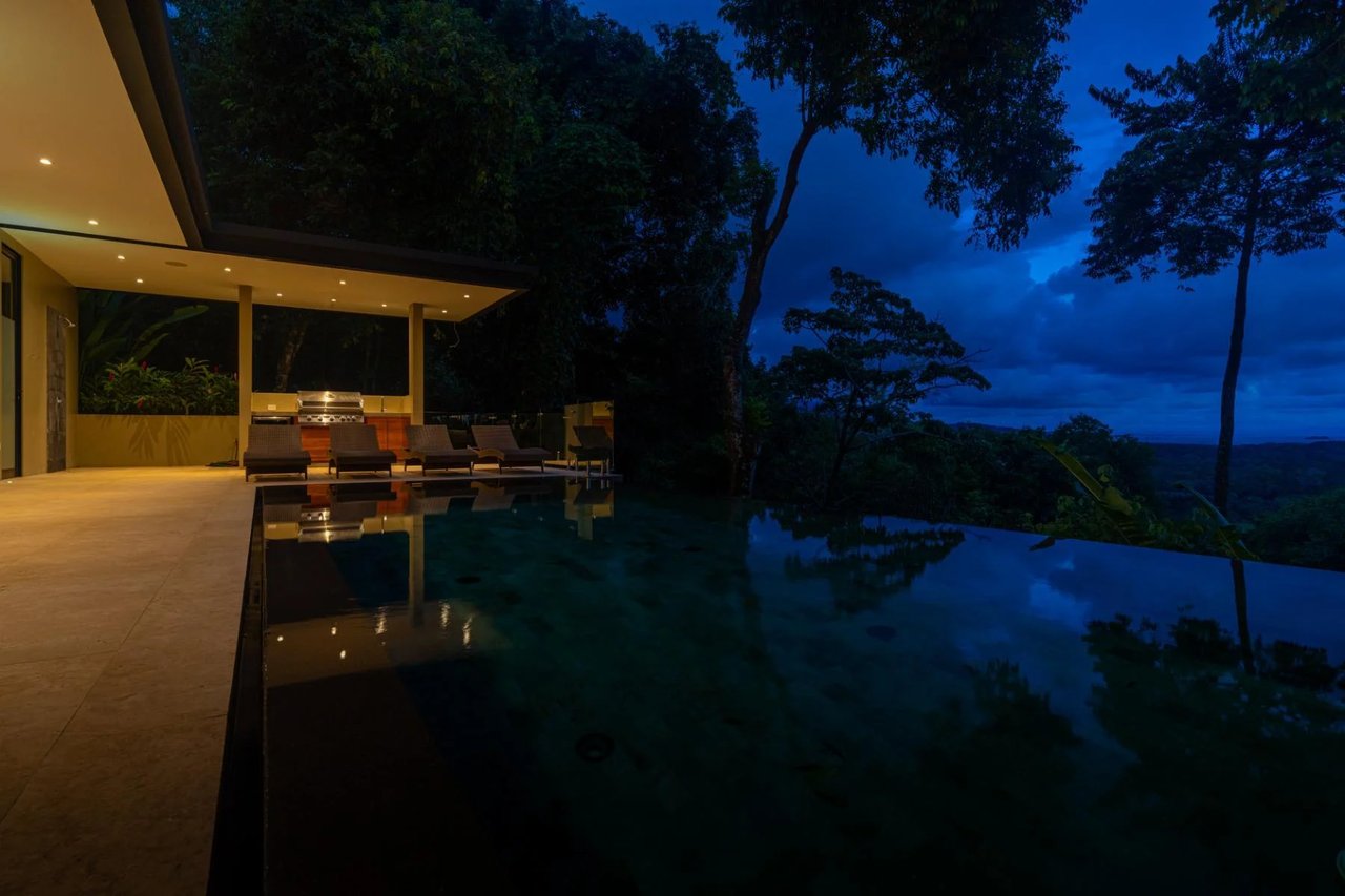 Whale Tail View Ridgetop Home, Uvita, Puntarenas