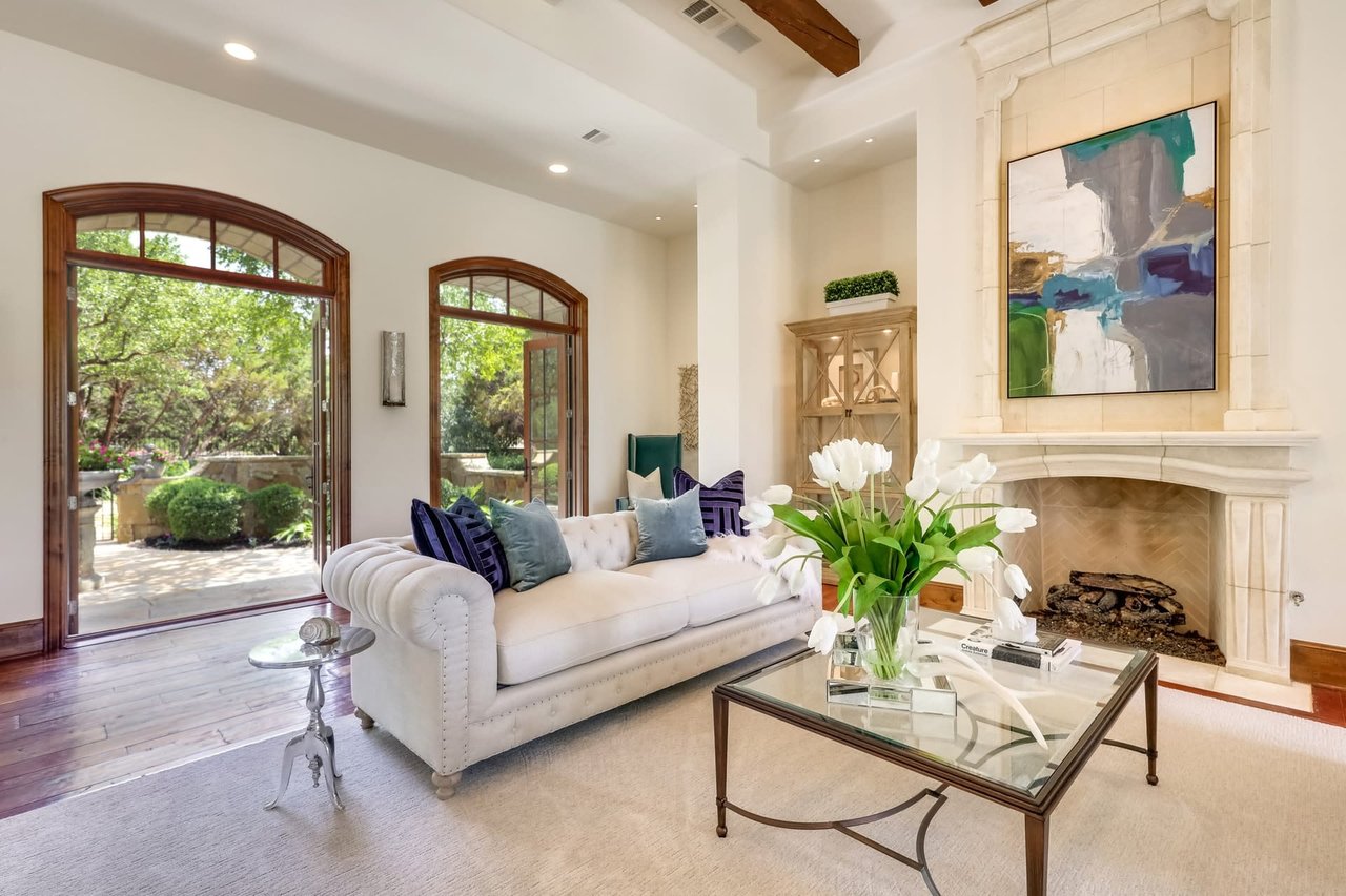 7728 Escala Dr