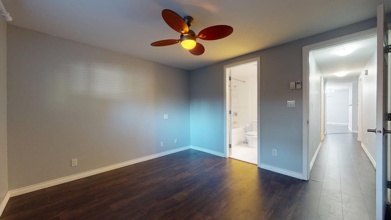 230-1830 Mamquam Rd