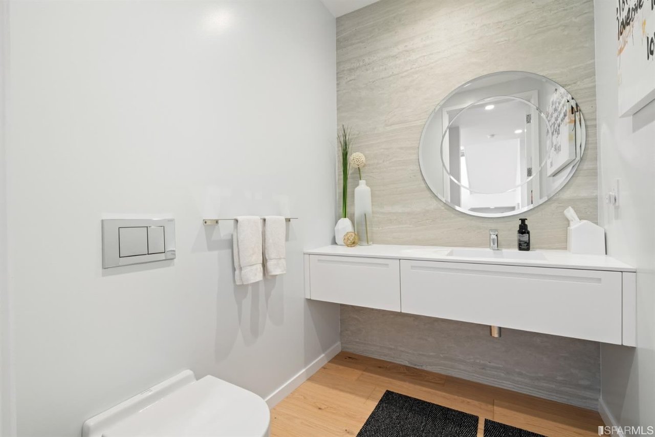 131 Missouri St, #402