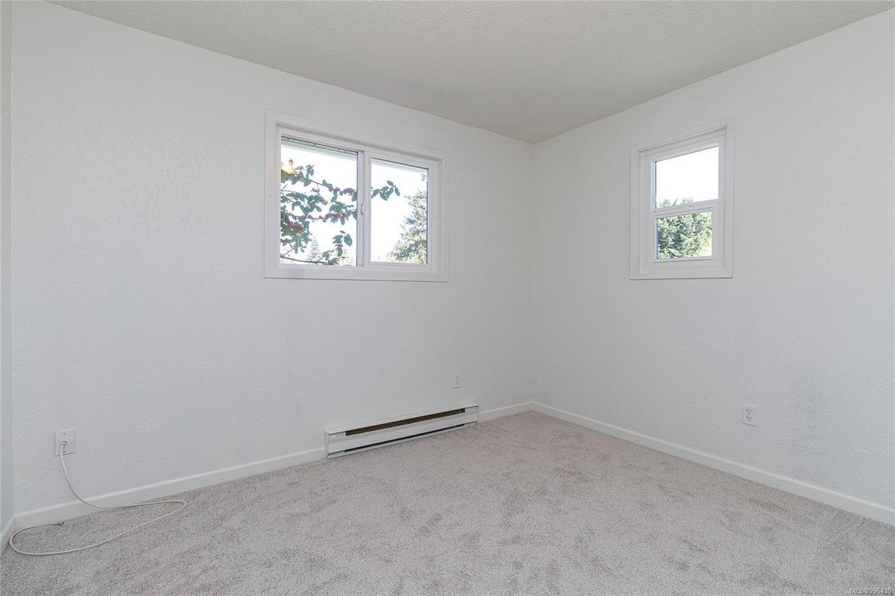 4354 Okano Pl