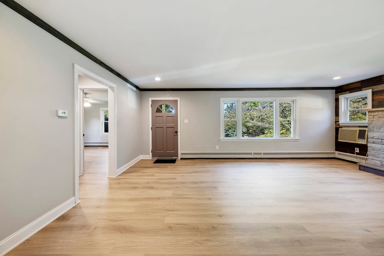 148 Foothill Rd