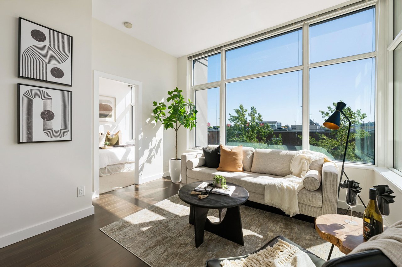 303-2955 Atlantic Avenue, Coquitlam