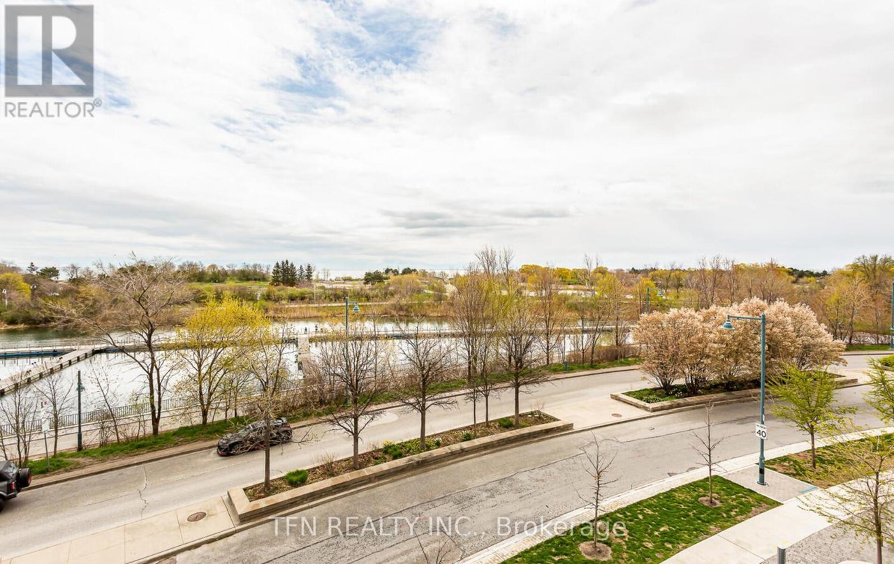 20 Shore Breeze Drive, Unit 213