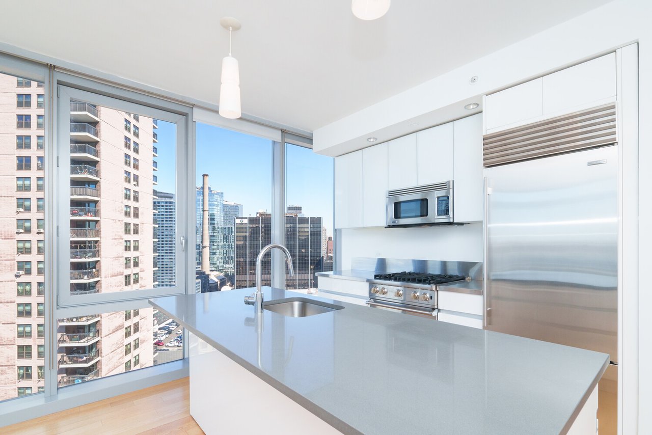 550 West 54th Street, Apt 23U