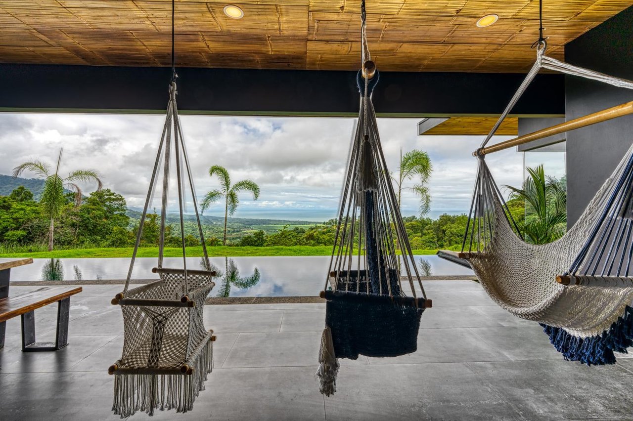 3 Bedroom Ocean View Estate