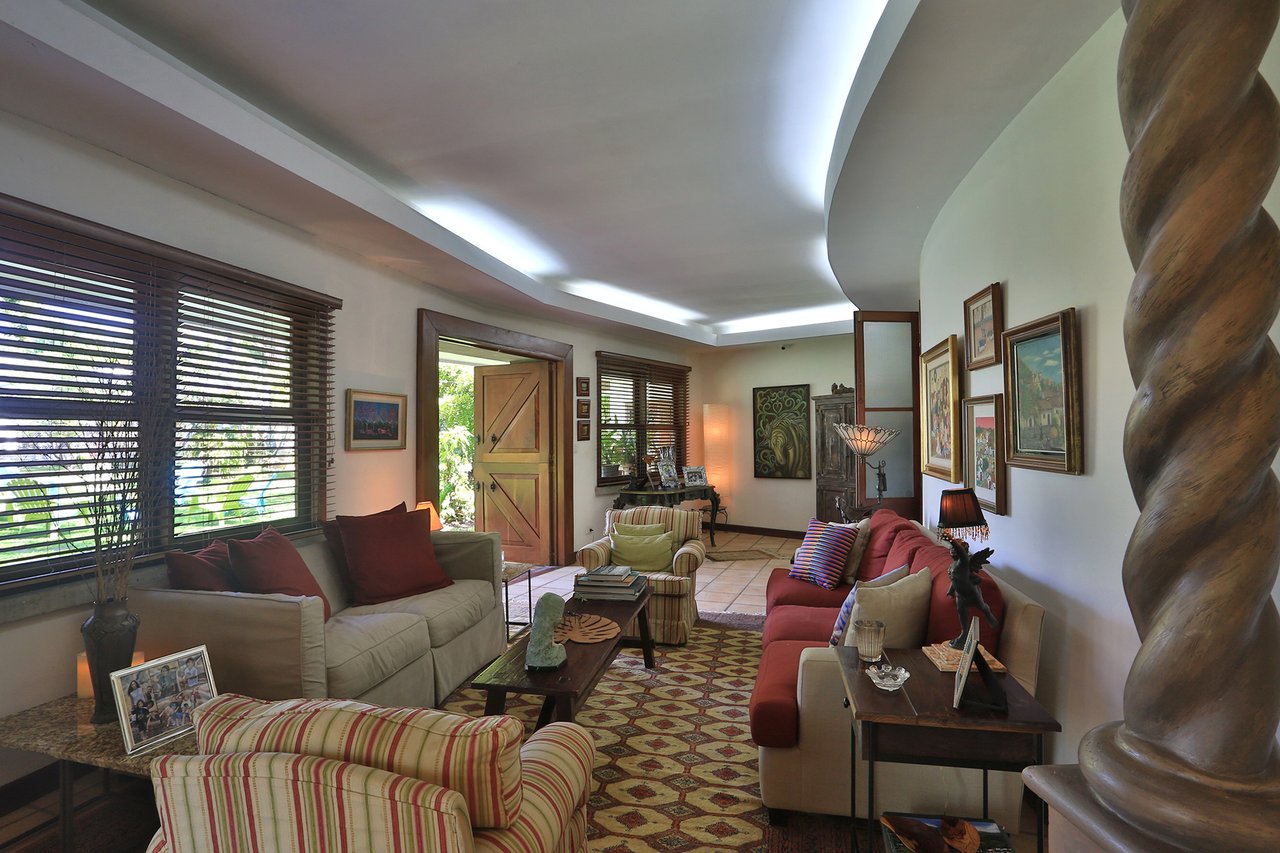 Colonial Garden Estate, Santa Ana, San Jose