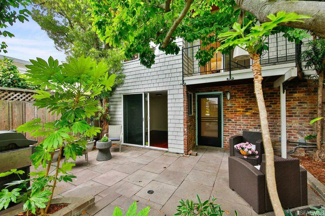 1966 Greenwich St