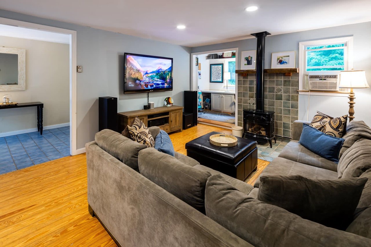 93 Barnhill Rd