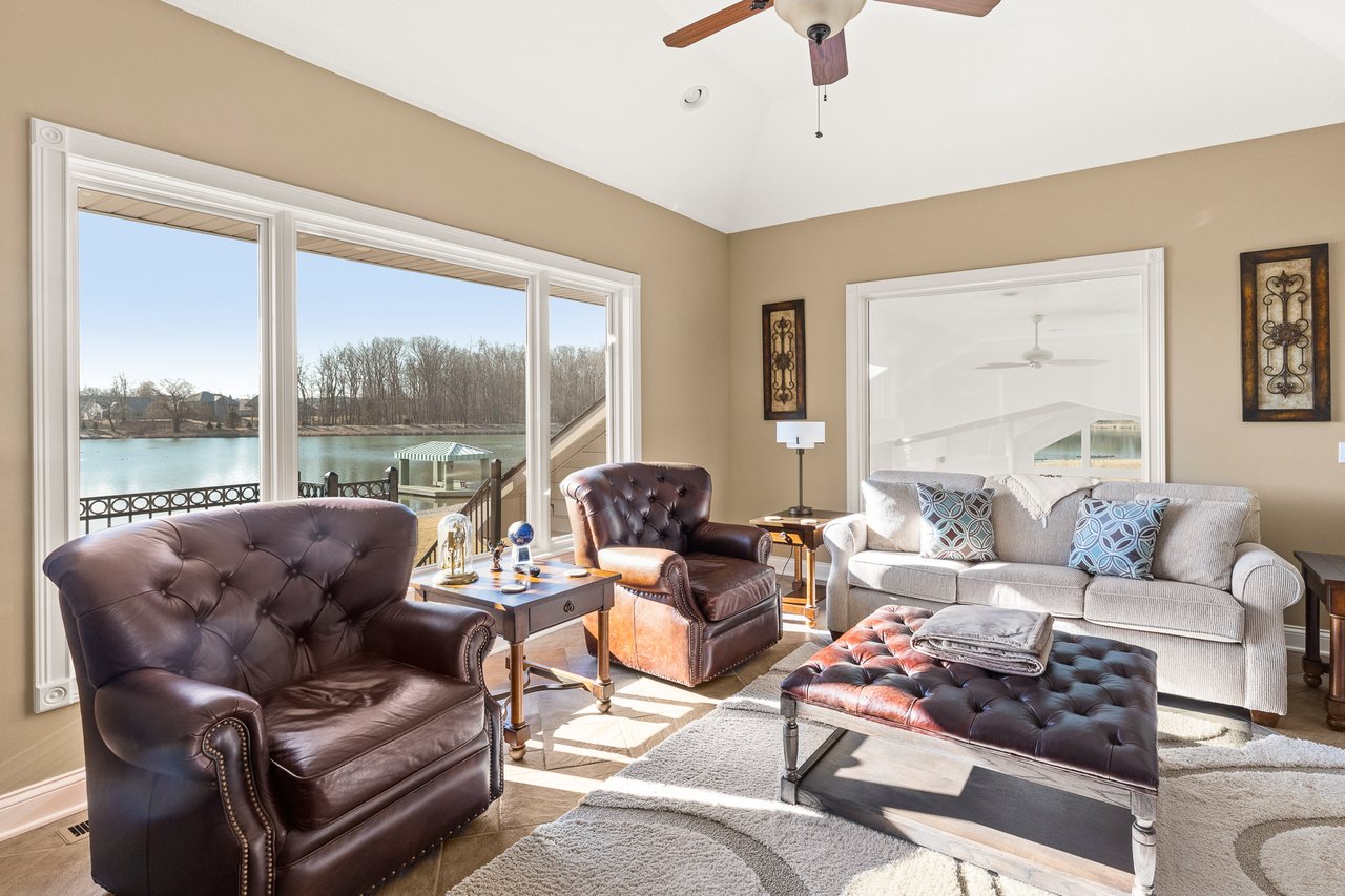 918 Sunset Lake Cv