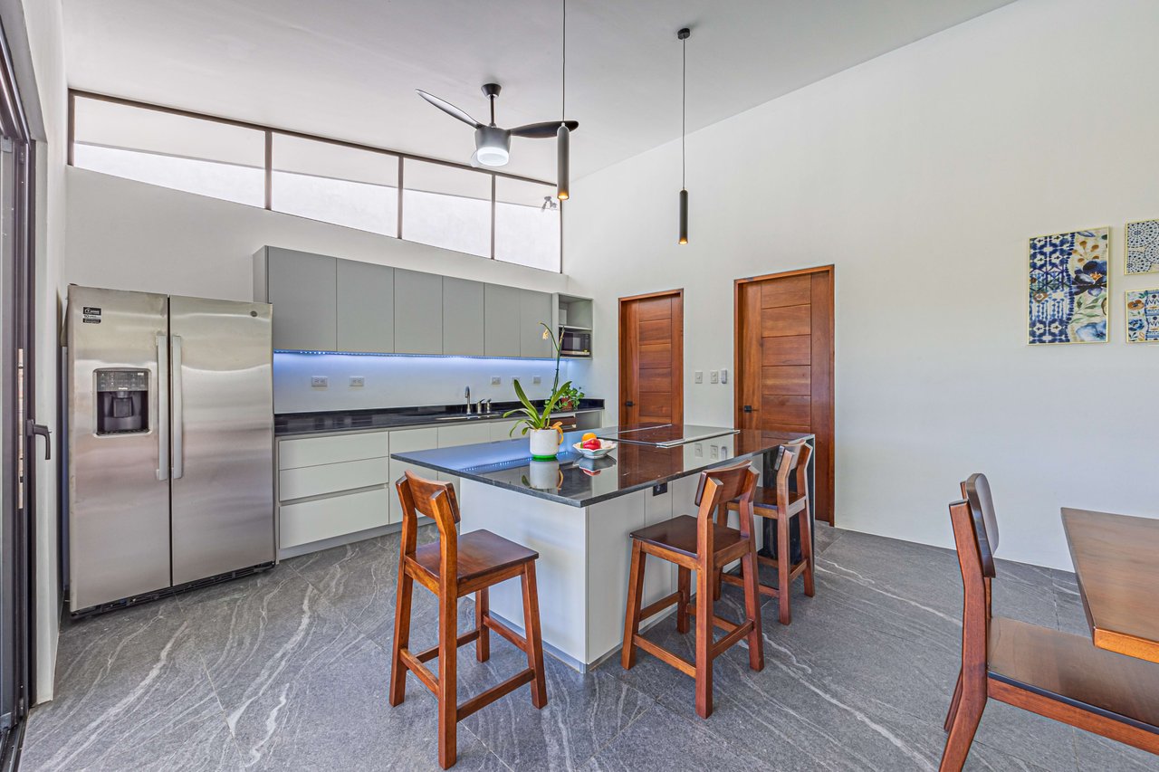 Stylish 3 bed, 3 bath Brand New  Villa in Uvita. 