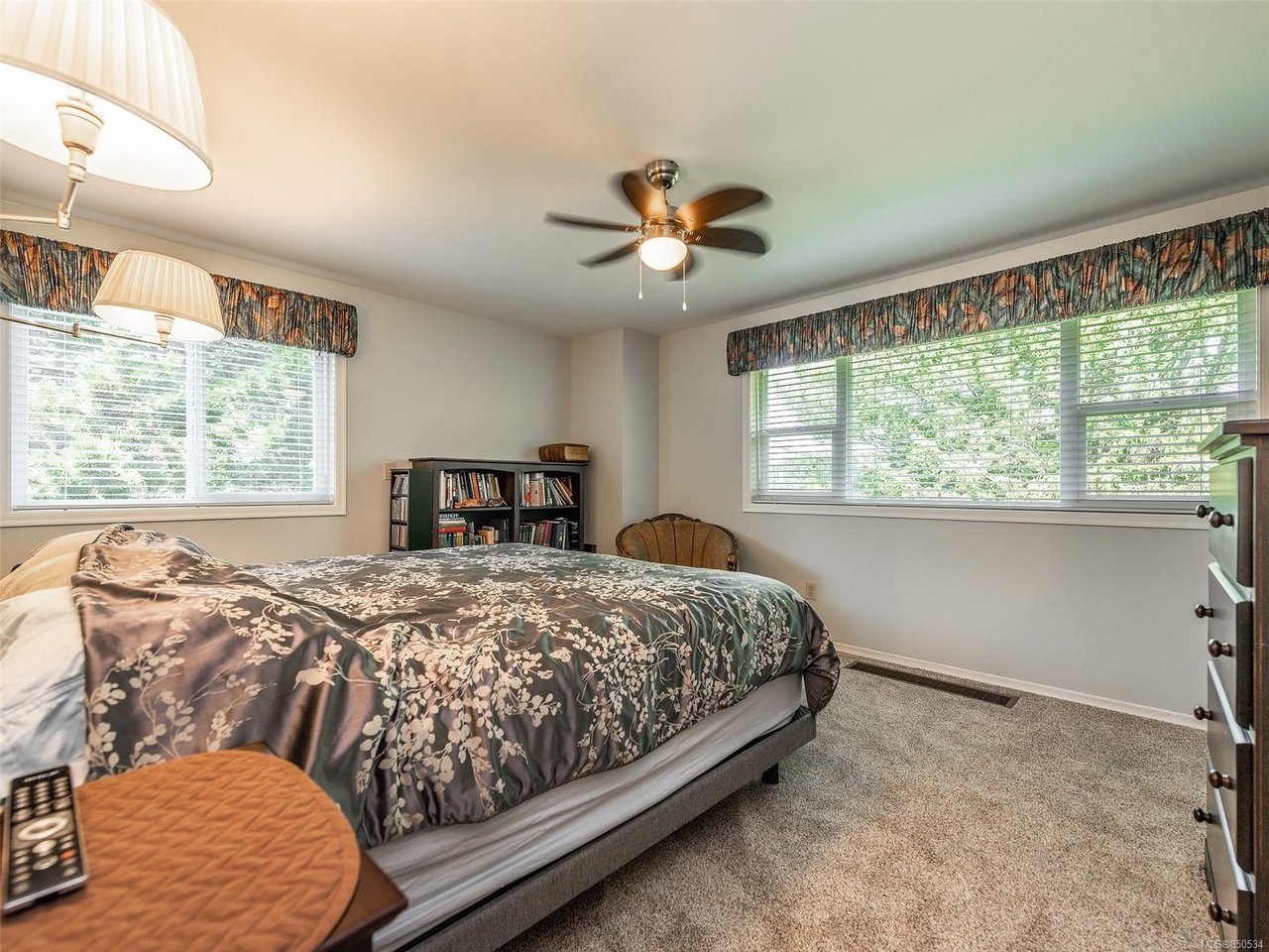 1238 Garry Oak Pl