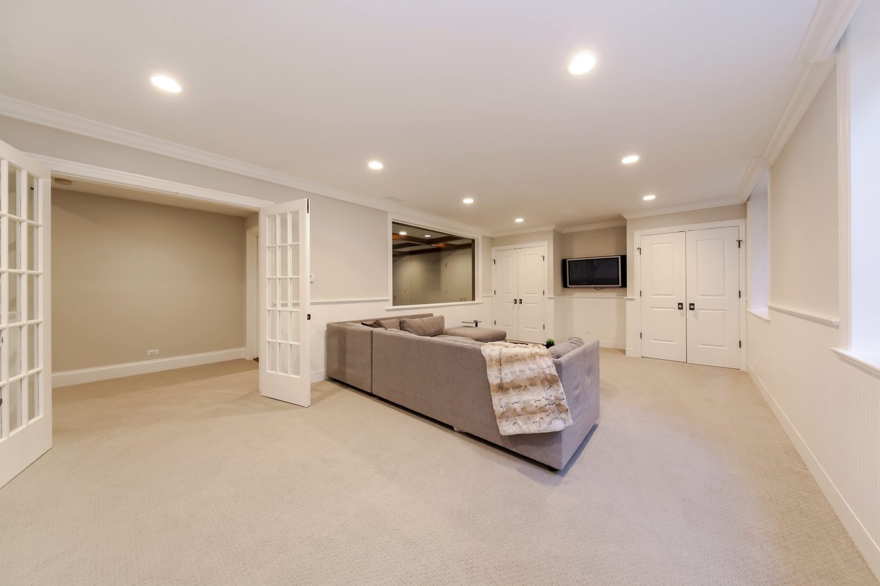 This All Stone Home In One Of The Most Prestigious Locations In Town Is Spectacular