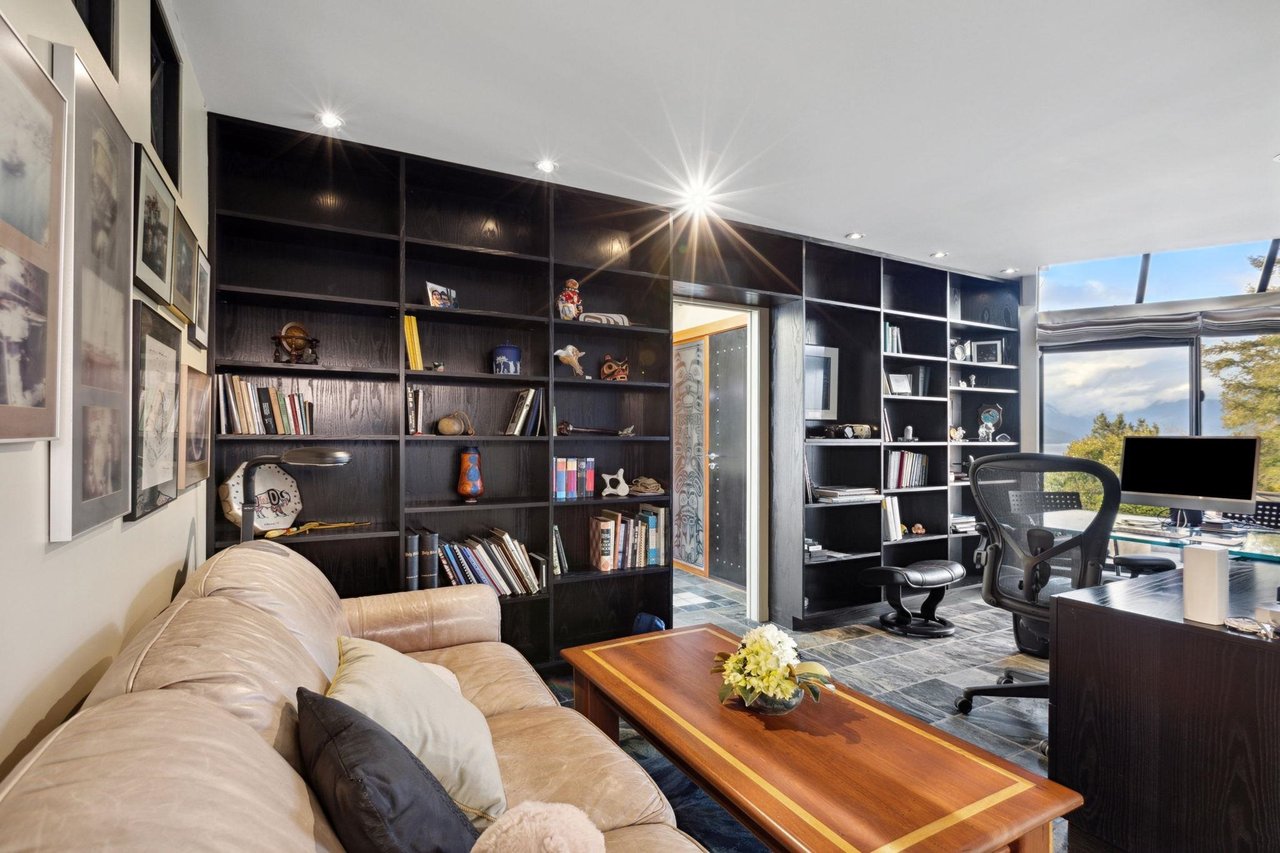 35 Periwinkle Pl