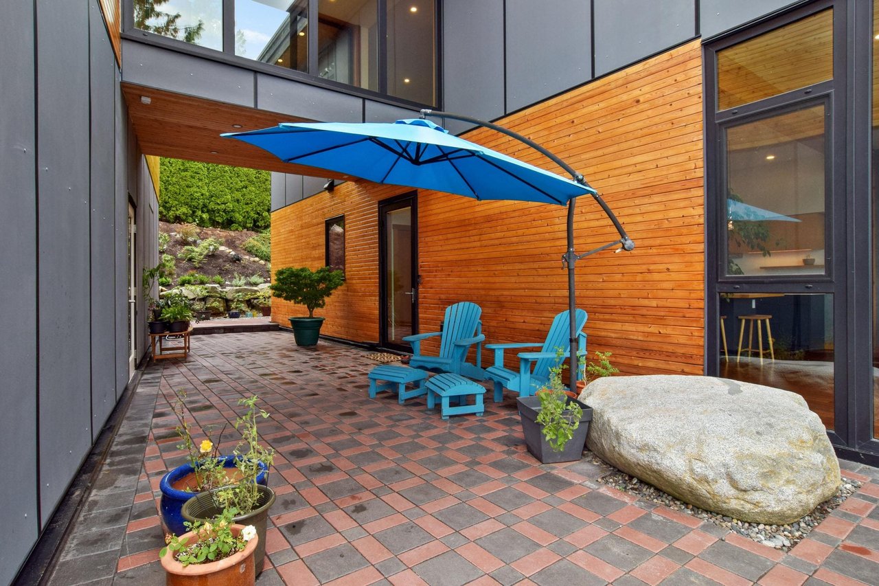 25 Sweetwater Pl