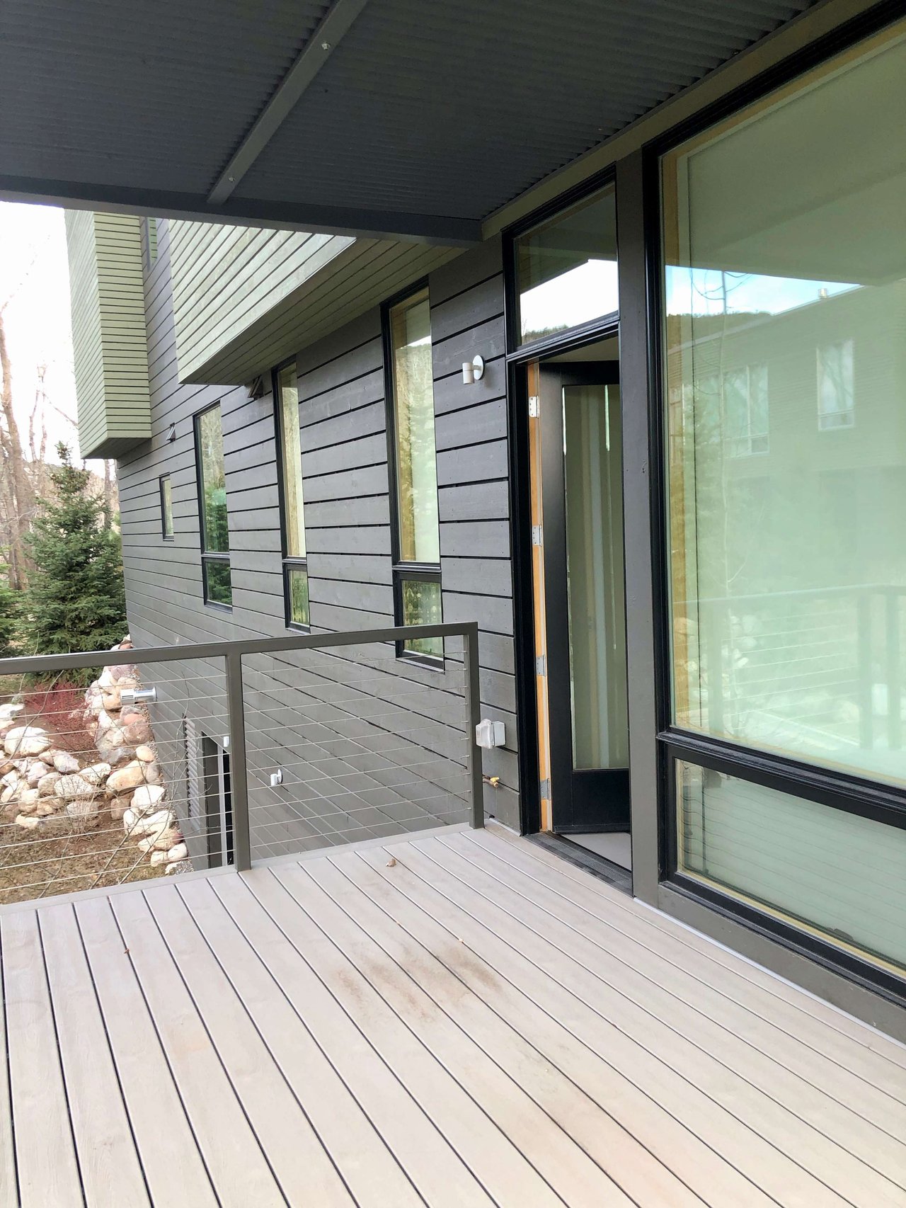 Park Modern 1 Bedroom with Private Deck - Basalt 