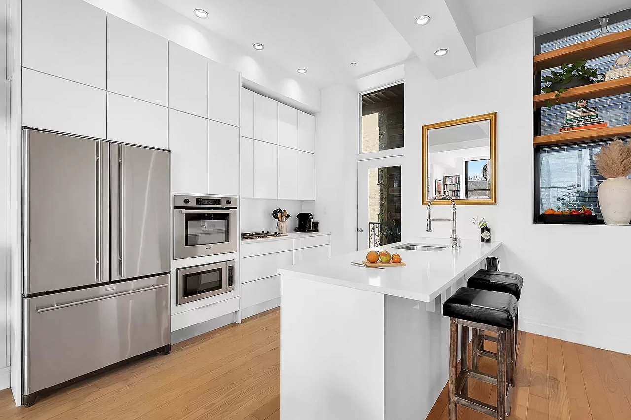 198 Roebling Street #4B