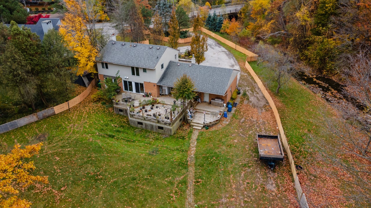 801 Meadow Wood Road 