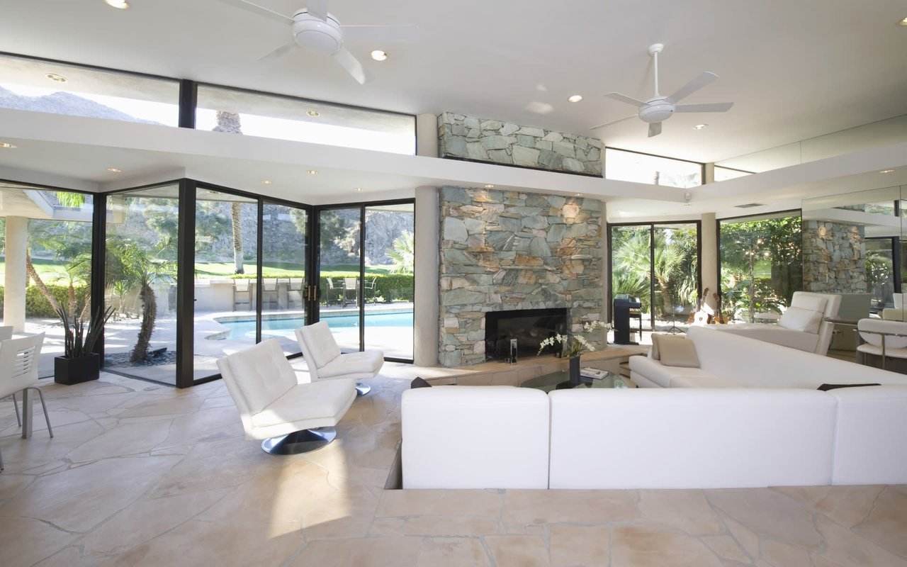 5 Reasons to Sell Your House This Spring