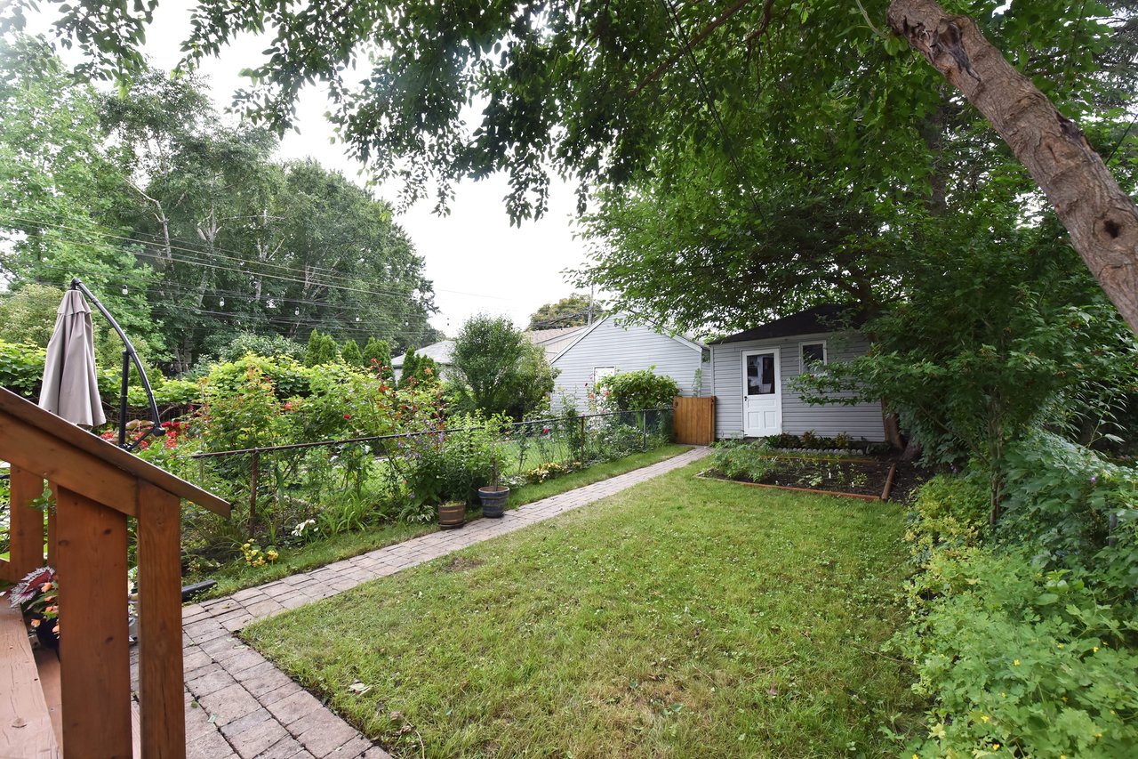 Semi-detached home in Bloor West Village