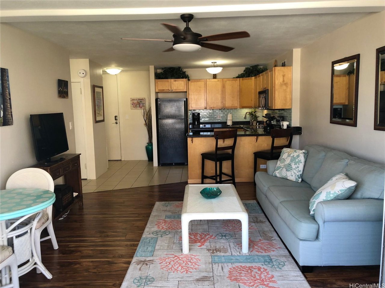 430 Kaiolu St #1106
