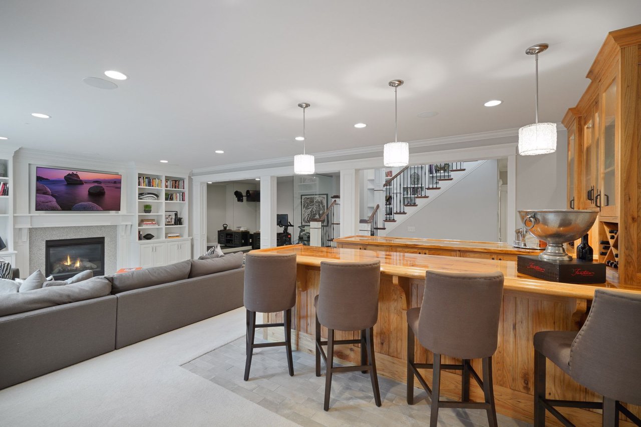 *PENDING* 5333 Halifax Ave, Edina