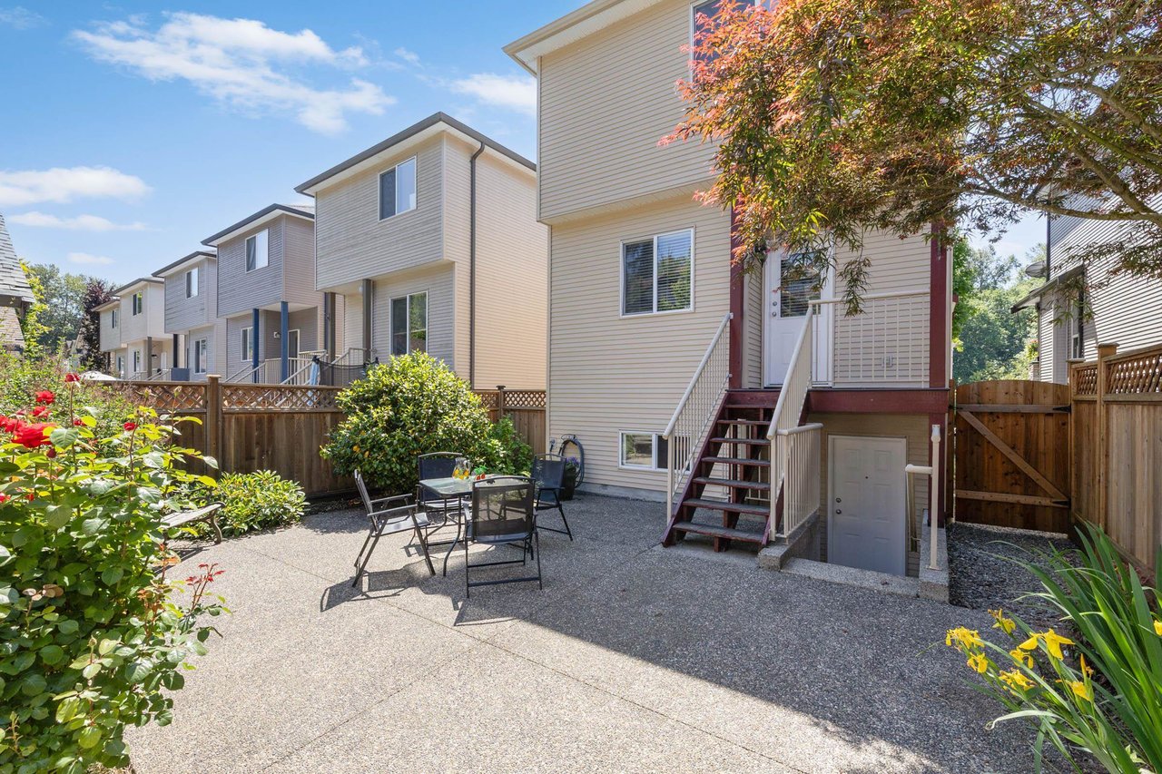 23537 Kanaka Wy