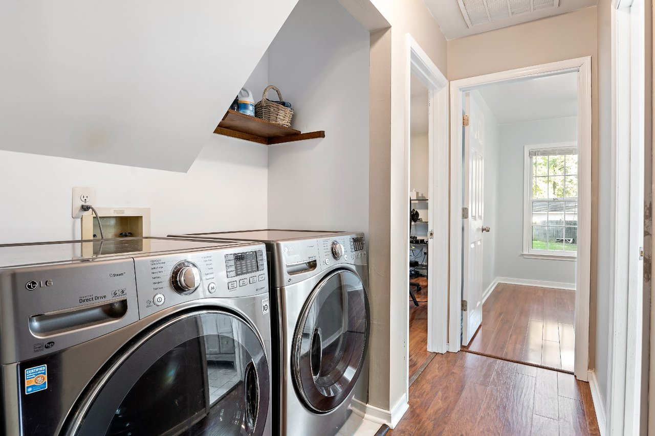 8914 Playground Circle