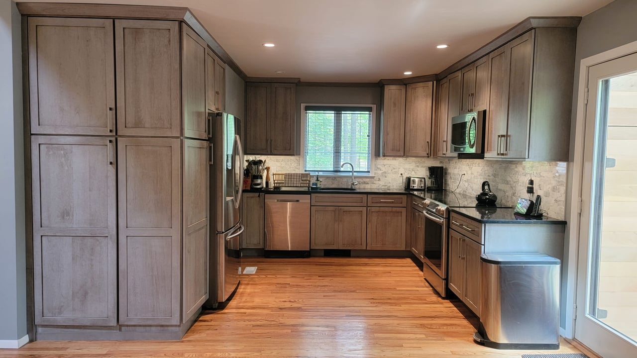 THE PERFECT HAMPTONS SUMMER RENTAL CLOSE TO VILLAGE