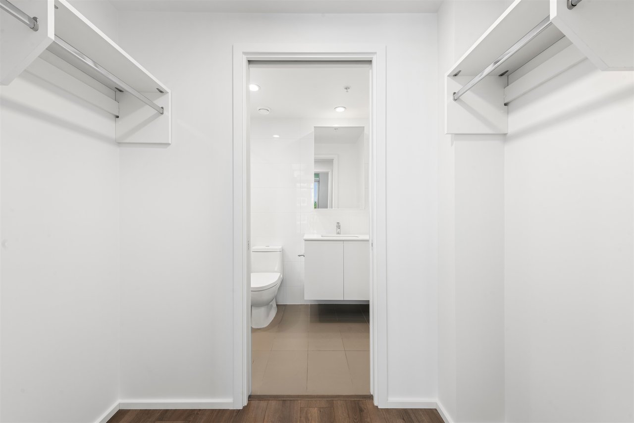 1305-3809 Evergreen Pl