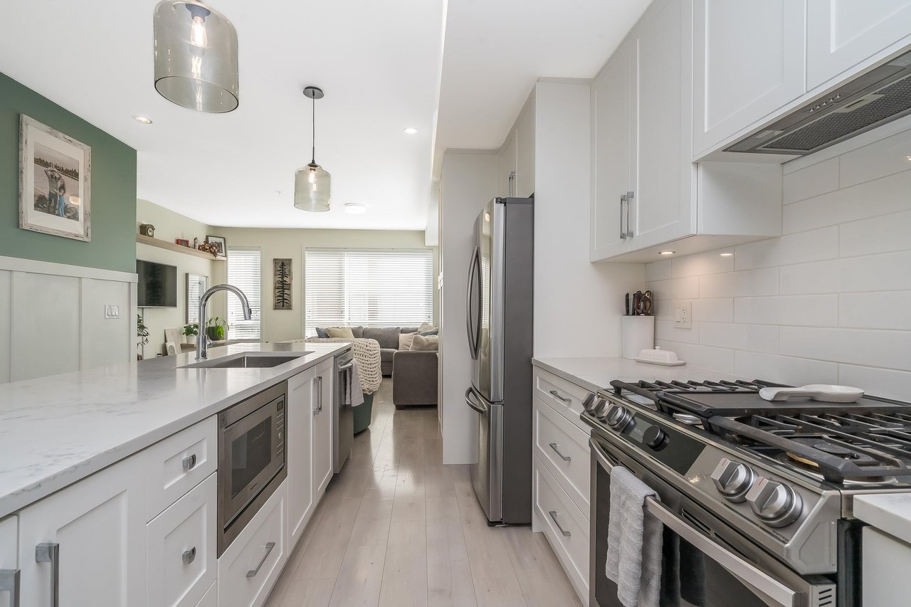 21-19628 55a Avenue, Langley