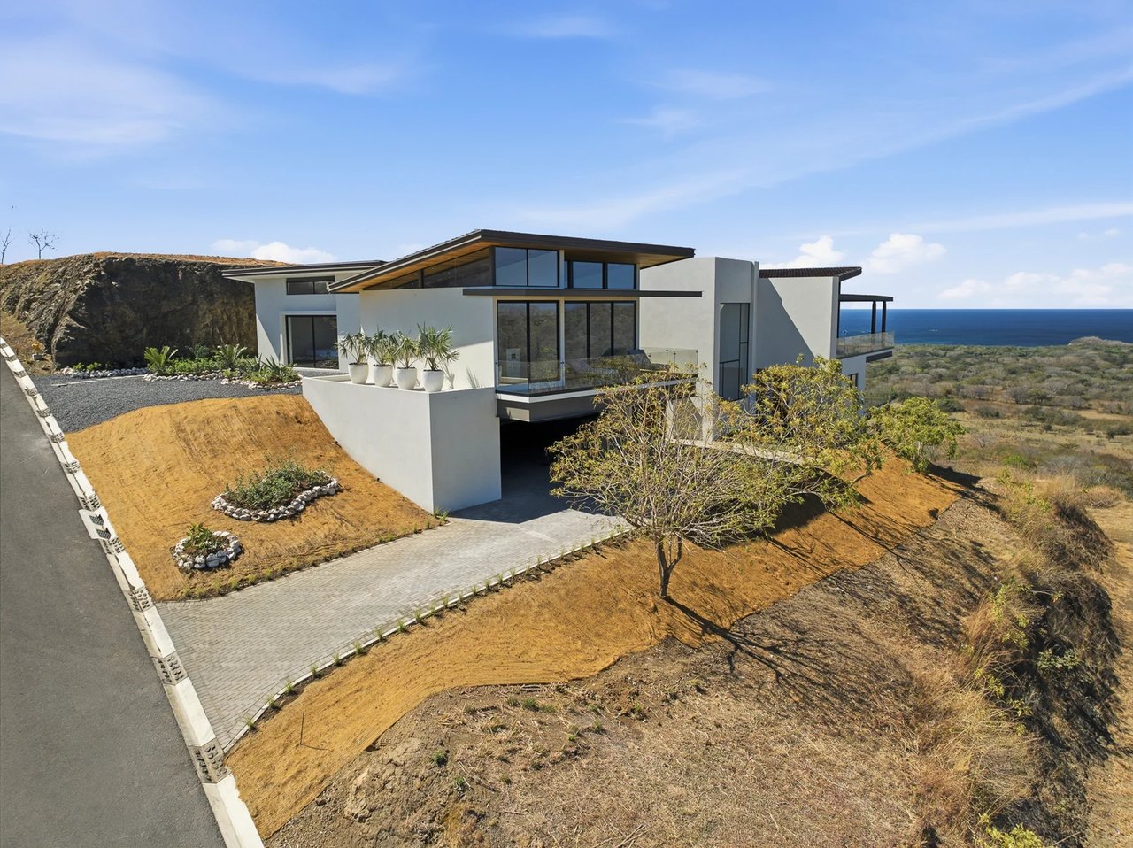 Luxury Infinity Pool Villa, Tamarindo, Guanacaste