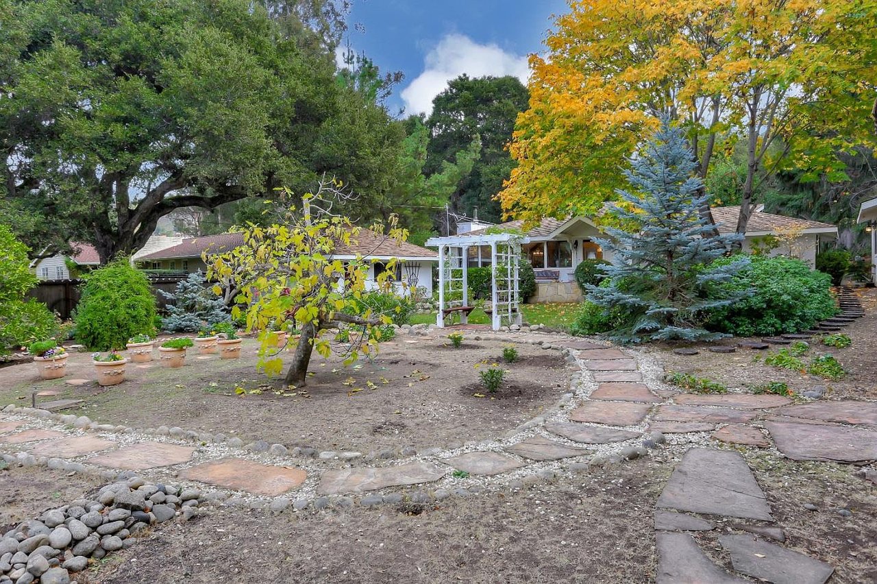 10 Upper Cir