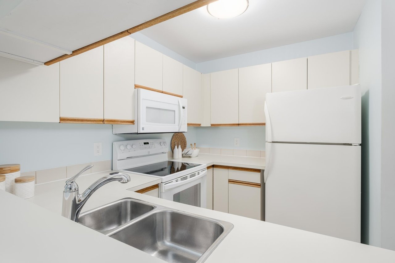 102-1010 Chilco St