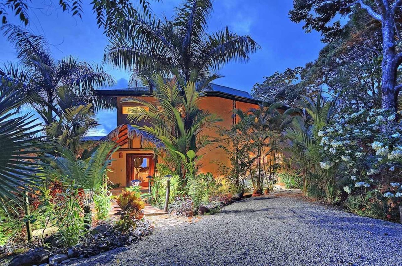 Toucan Tango, 9 Bedroom Villa With Expansive Ocean Views