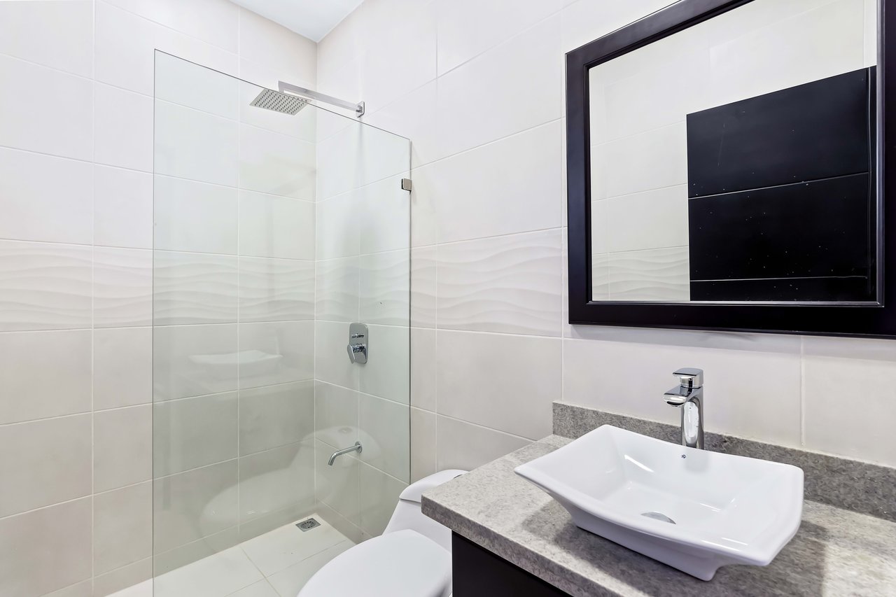 Jacarandas #22 | Modern Townhome with Amenities Just Minutes from the Beach